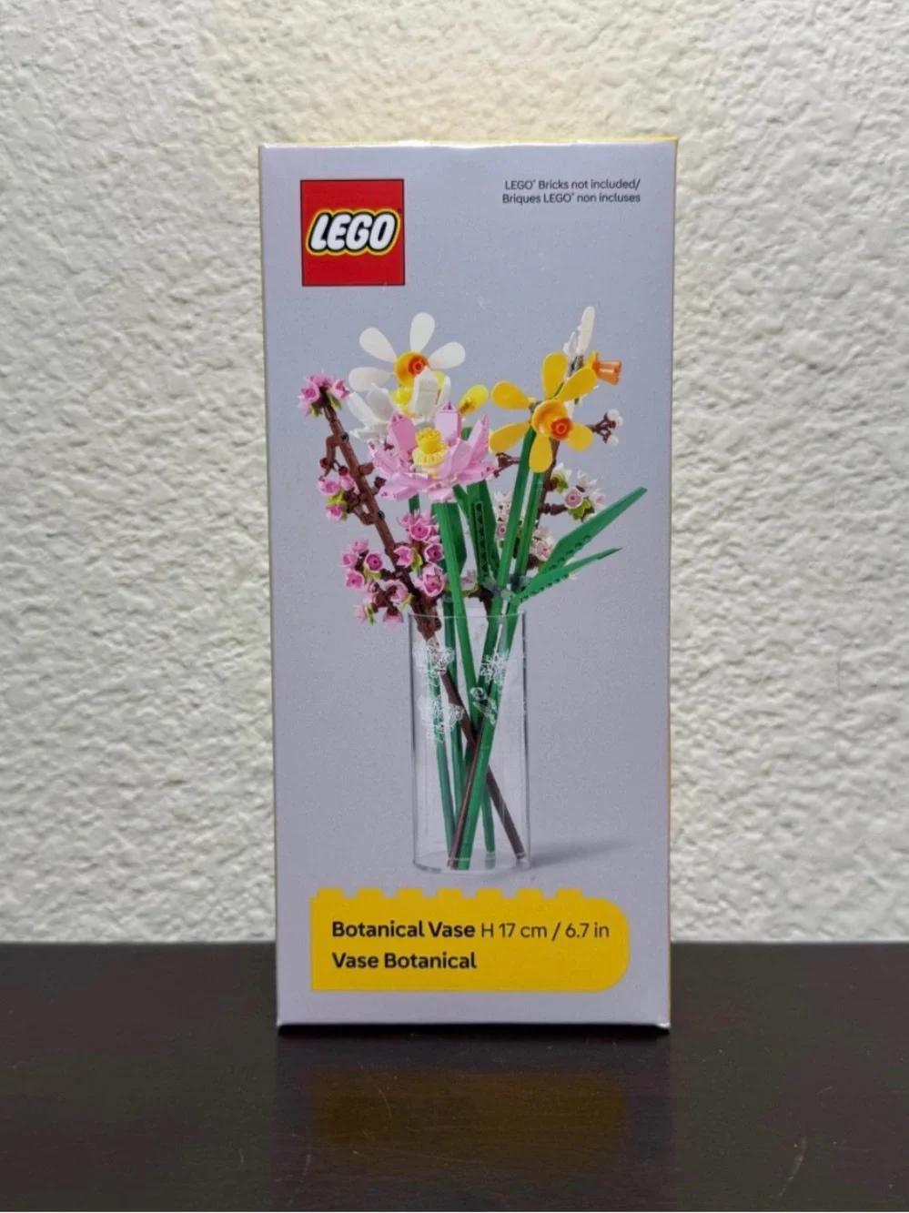 LEGO Botanical Vase with Wild Flowers Floral Design - NEW